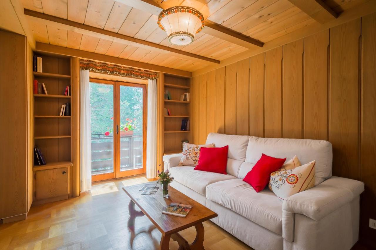 Residence Alice Nel Paese Dell' Armentarola San Cassiano  Ngoại thất bức ảnh